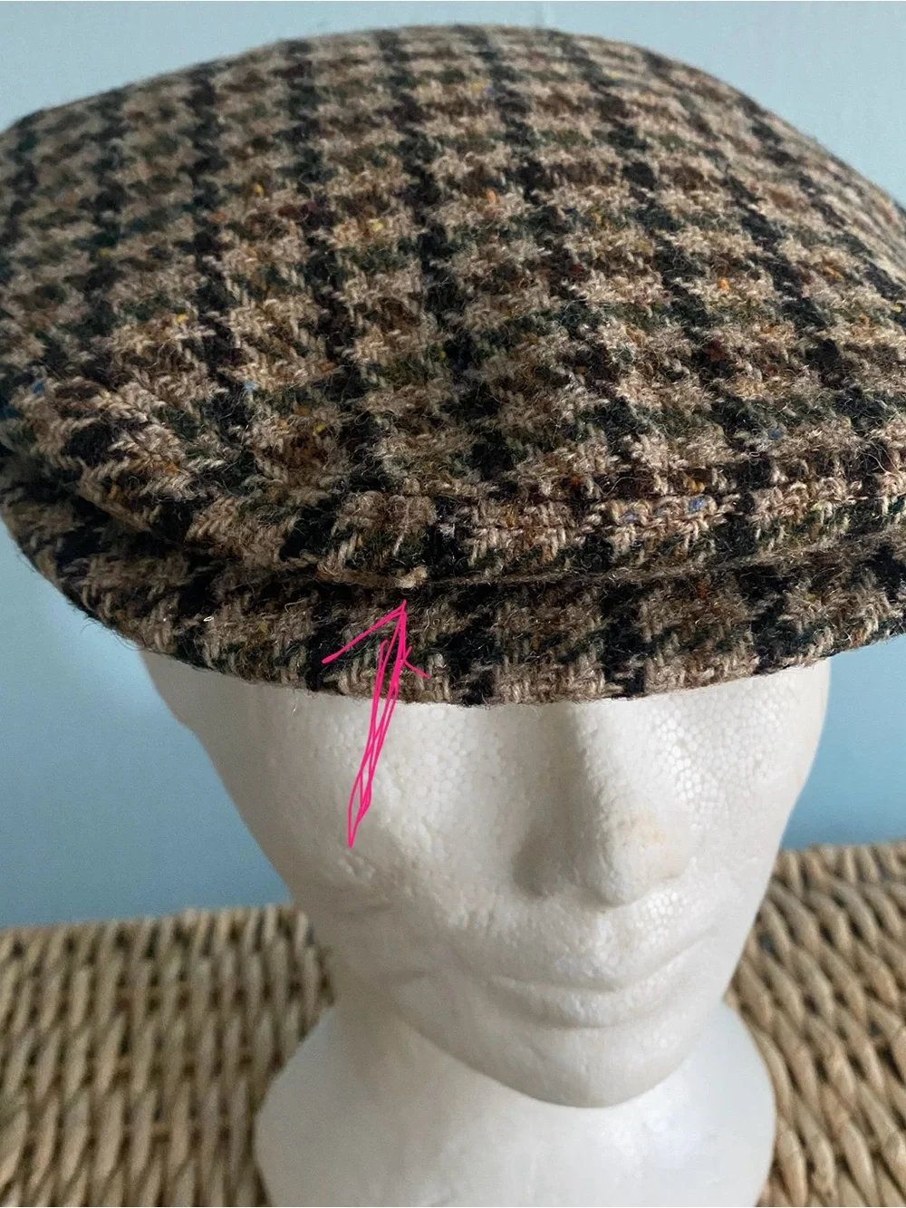 VTG Irish Flat Cap Hat Donegal Wool Houndstooth Unisex Bernard Slowey Weave